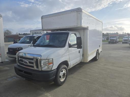 Used 2010 14 ' Box Truck for sale
