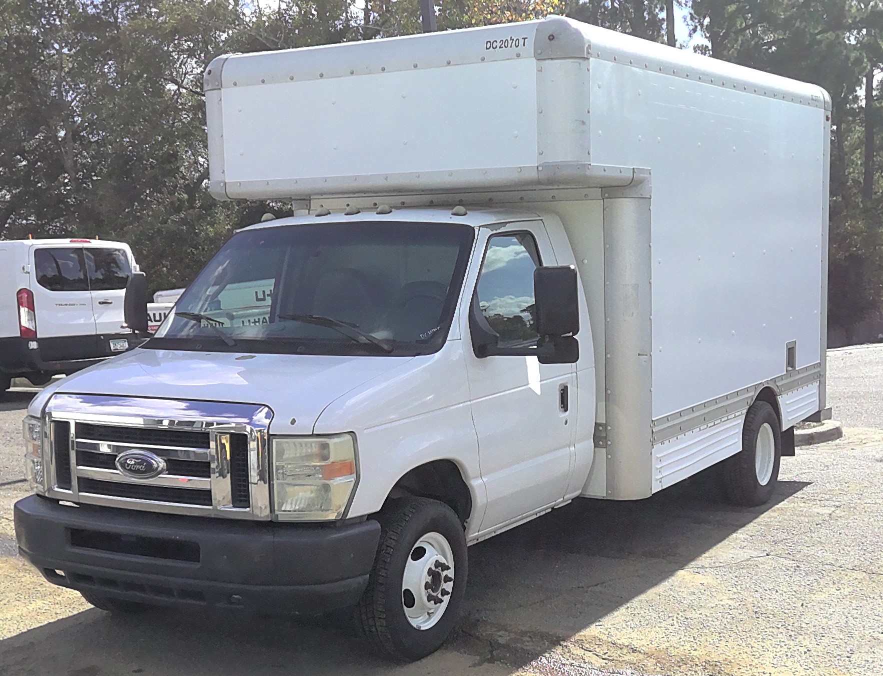 Used 2008 14 ' Box Truck for sale