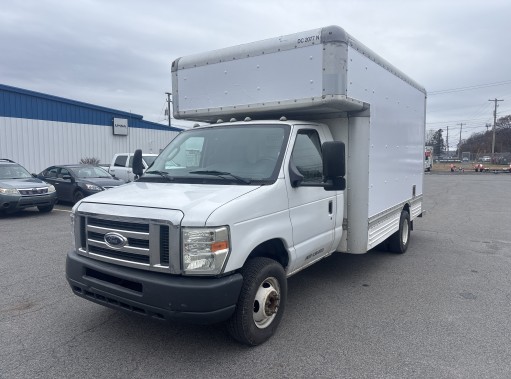 Used 2010 14 ' Box Truck for sale