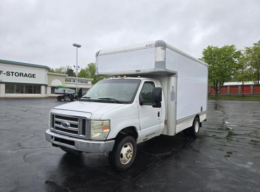 Used 2008 14 ' Box Truck for sale