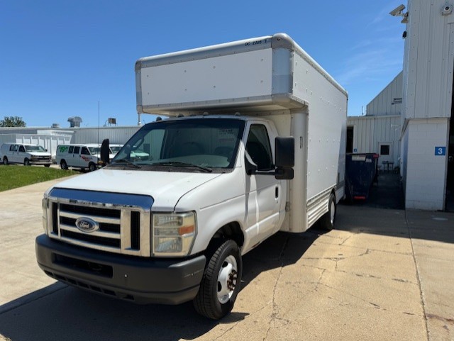 Used 2008 14 ' Box Truck for sale