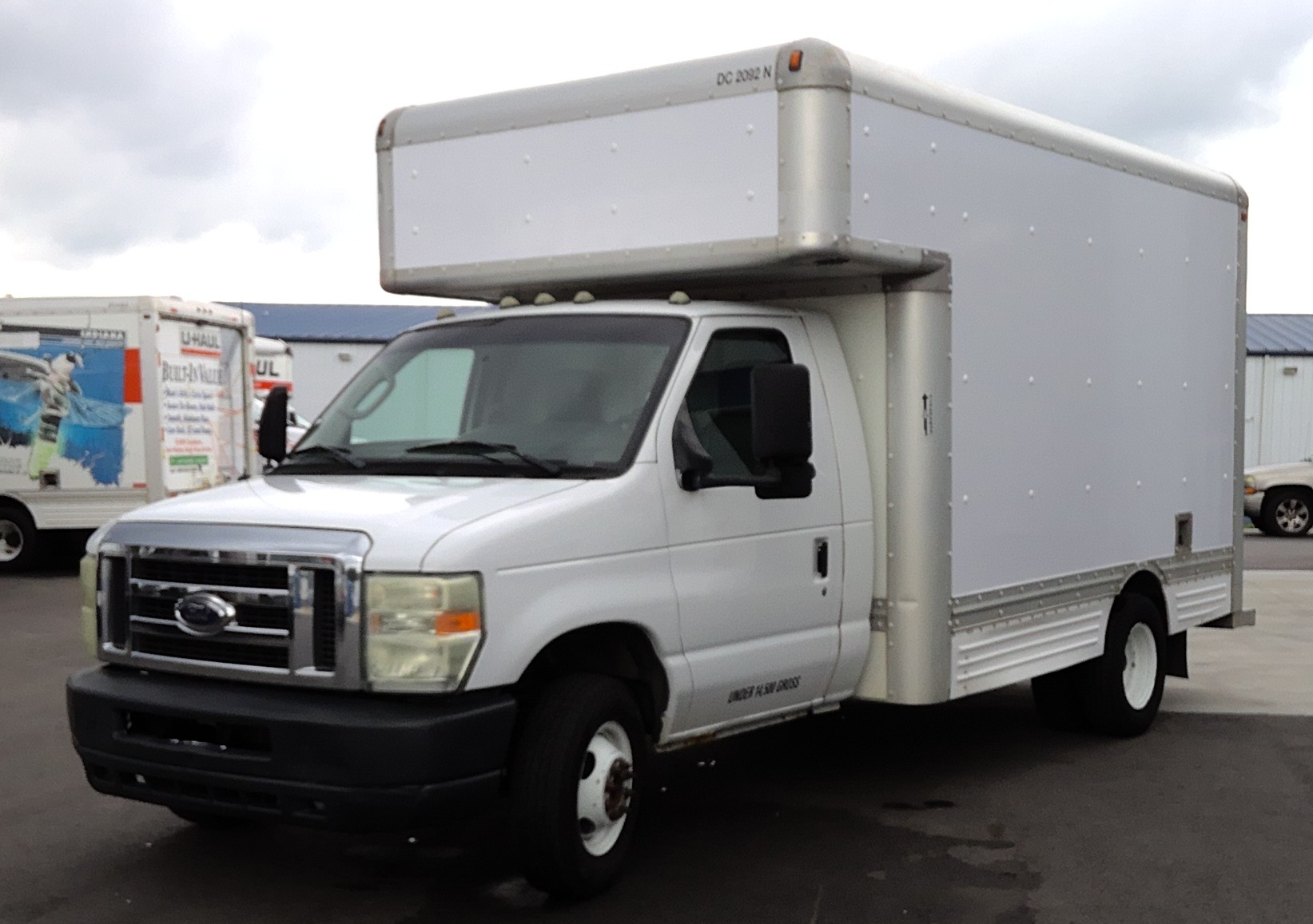 Used 2010 14 ' Box Truck for sale