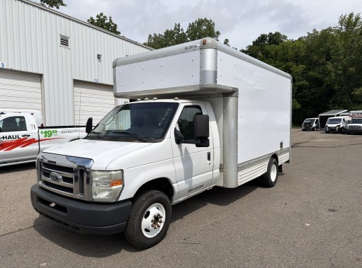 Used 2010 14 ' Box Truck for sale