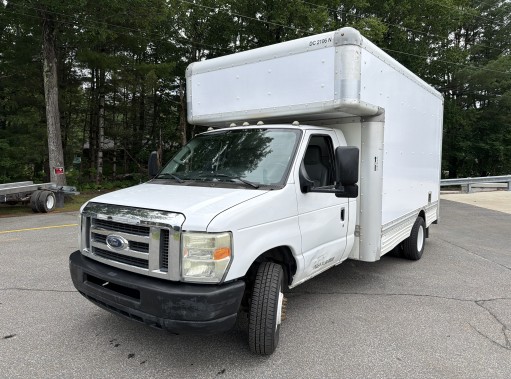 Used 2010 14 ' Box Truck for sale