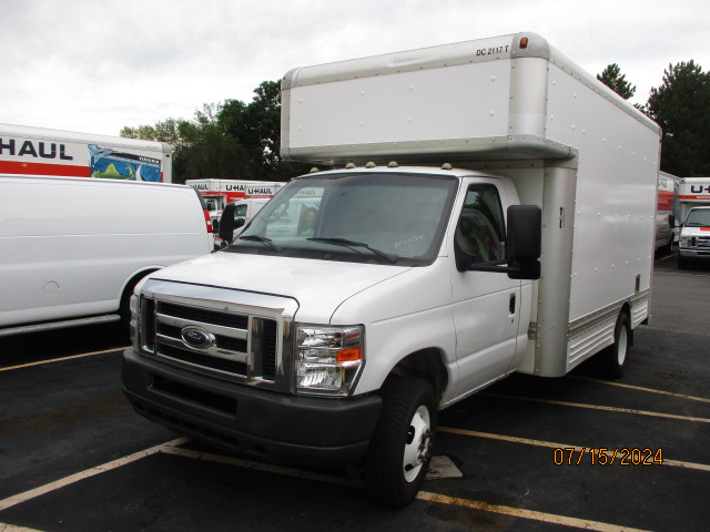 Used 2008 14 ' Box Truck for sale