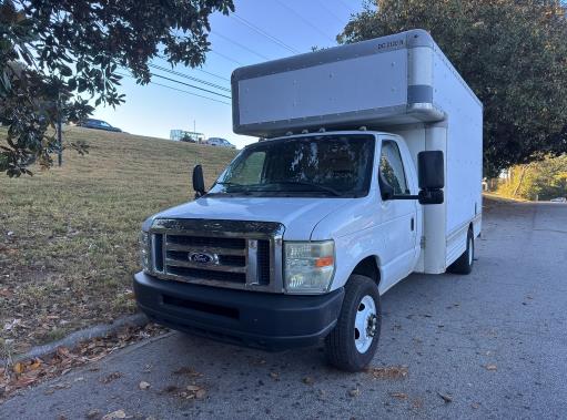 Used 2010 14 ' Box Truck for sale