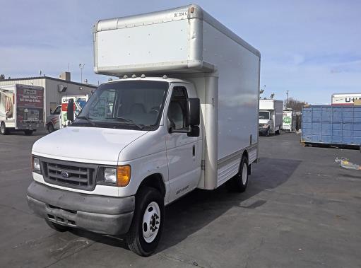 Used 2007 14 ' Box Truck for sale