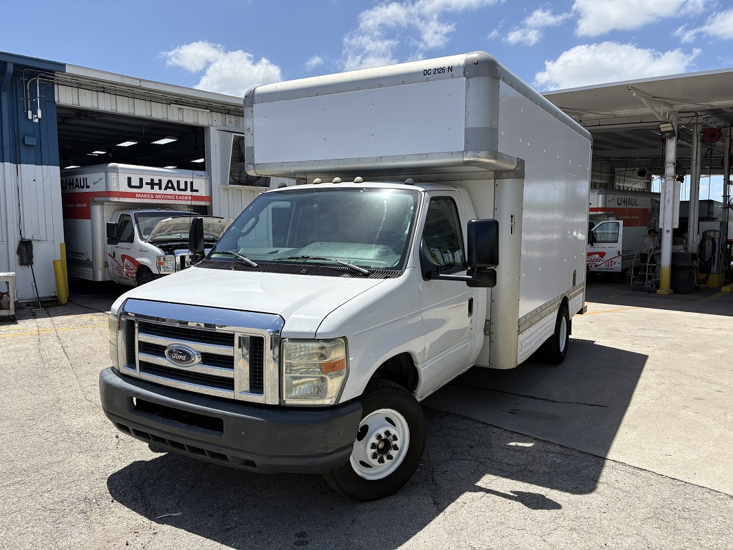 Used 2010 14 ' Box Truck for sale