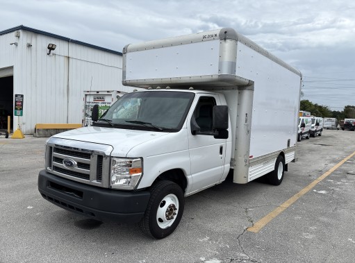 Used 2010 14 ' Box Truck for sale