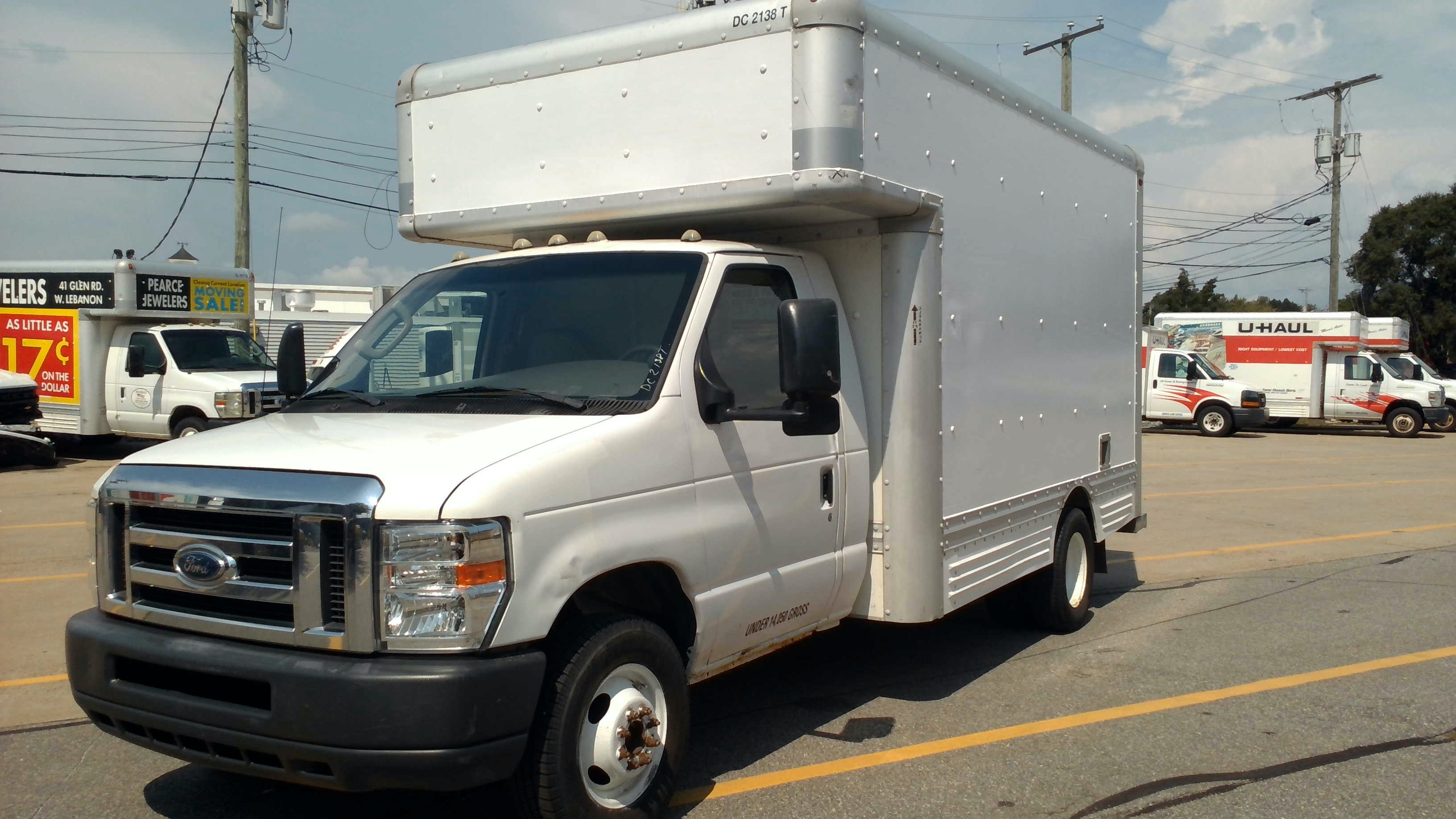 Used 2008 14 ' Box Truck for sale