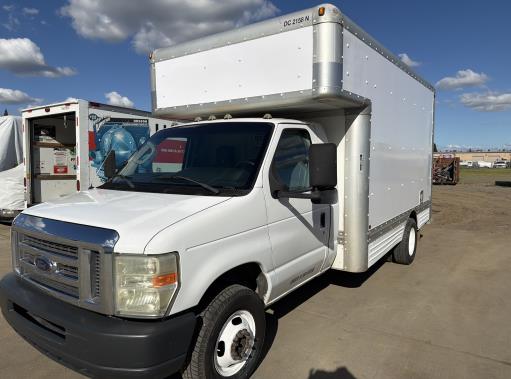 Used 2010 14 ' Box Truck for sale