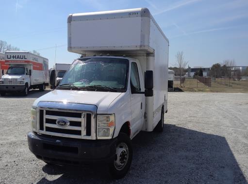 Used 2010 14 ' Box Truck for sale