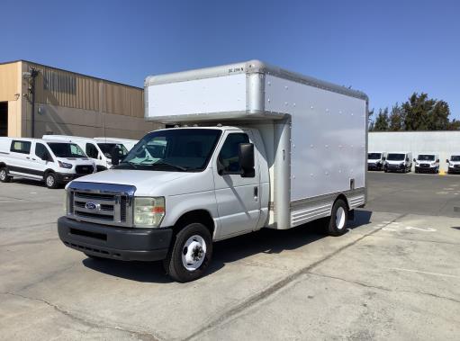 Used 2010 14 ' Box Truck for sale