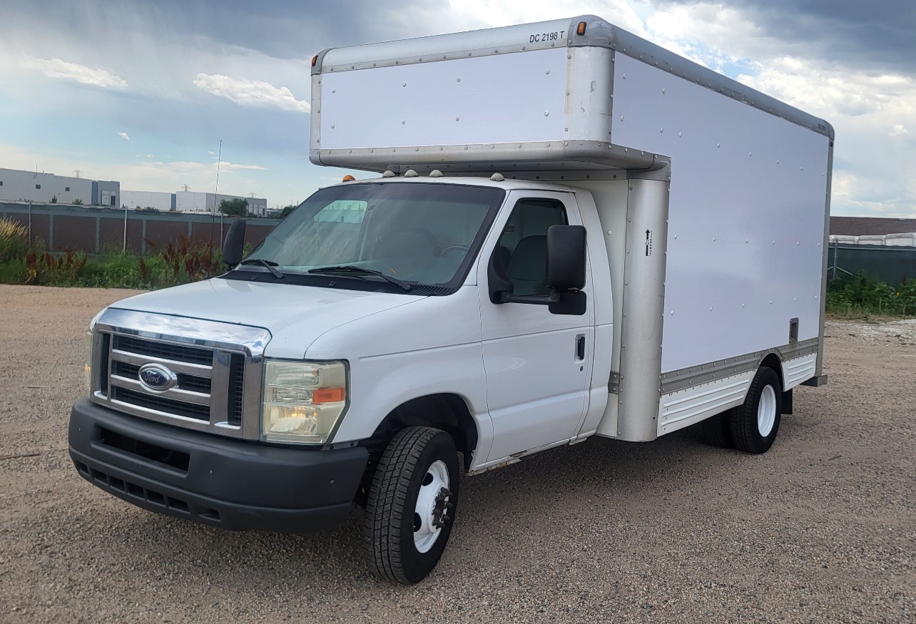Used 2008 14 ' Box Truck for sale