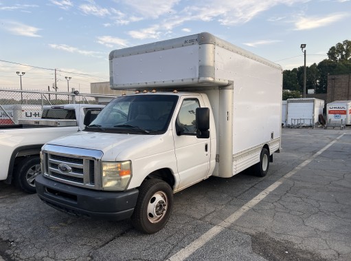 Used 2010 14 ' Box Truck for sale