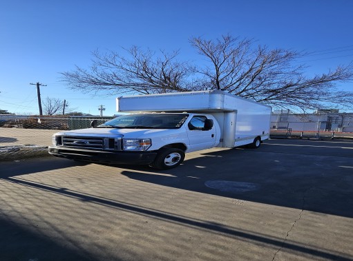 Used 2010 14 ' Box Truck for sale