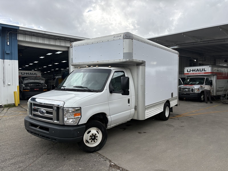 Used 2010 14 ' Box Truck for sale