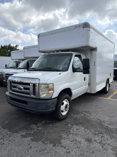 Used 2010 14 ' Box Truck for sale