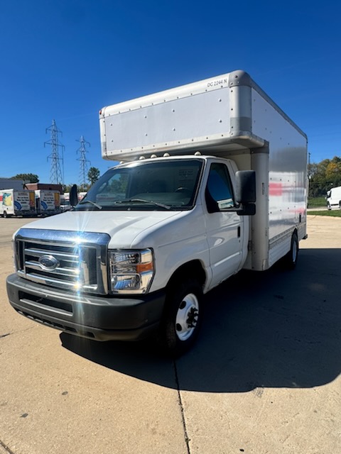 Used 2010 14 ' Box Truck for sale