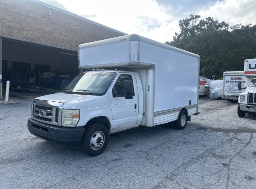 Used 2010 14 ' Box Truck for sale