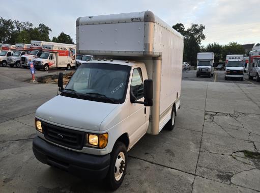 Used 2007 14 ' Box Truck for sale