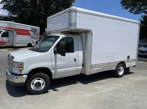 Used 2008 14 ' Box Truck for sale