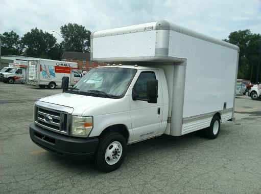 Used 2008 14 ' Box Truck for sale