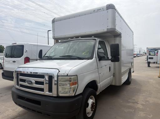 Used 2010 14 ' Box Truck for sale