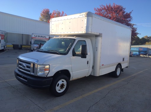 Camión con caja de 201214 ft usado a la venta