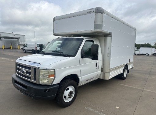 Used 2010 14 ' Box Truck for sale