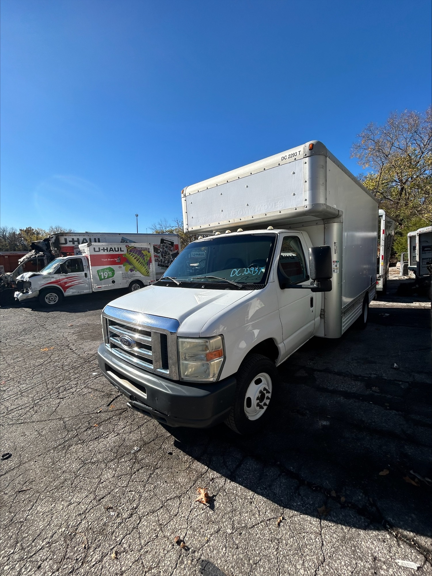 Used 2008 14 ' Box Truck for sale