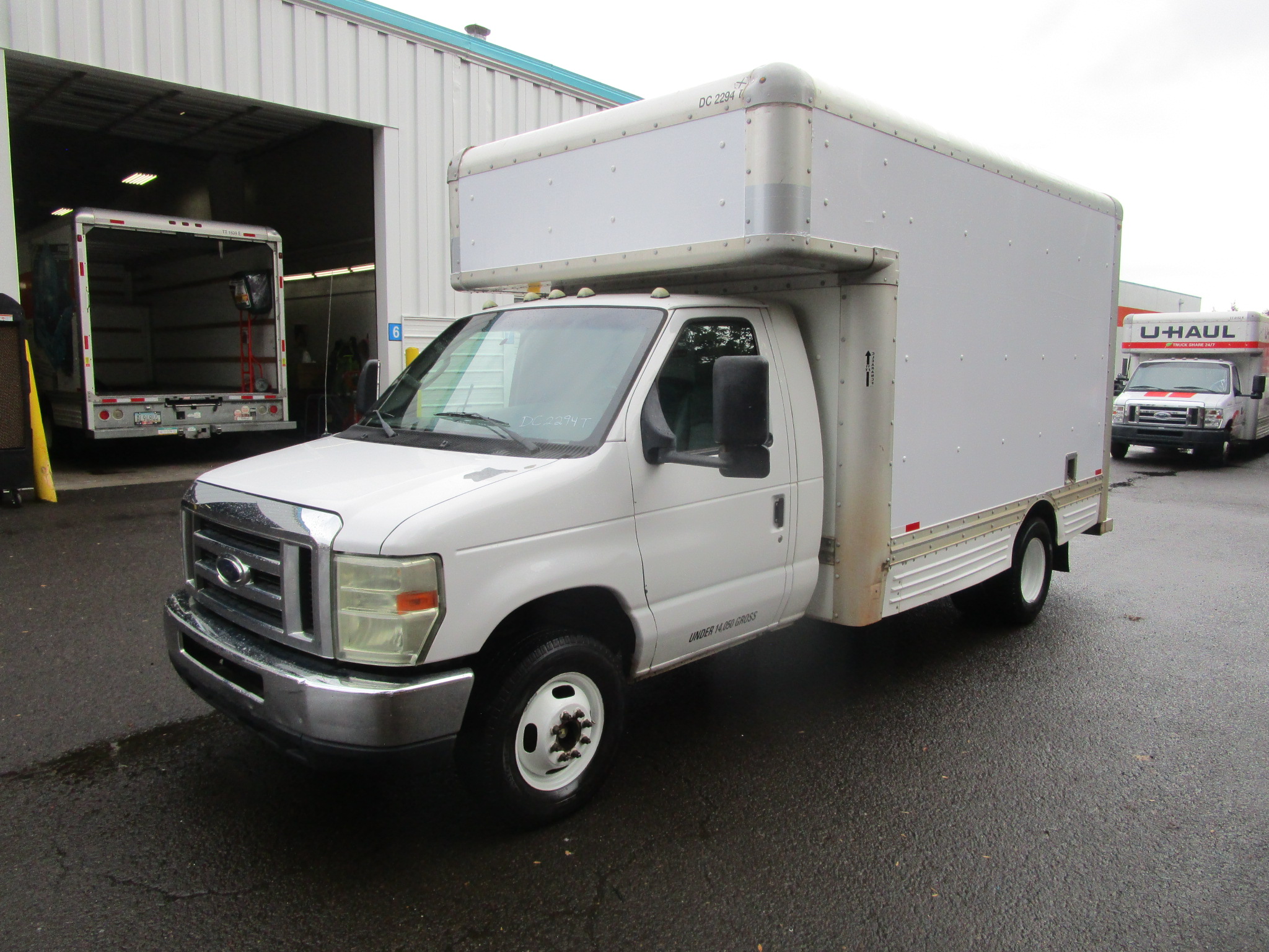 Used 2008 14 ' Box Truck for sale