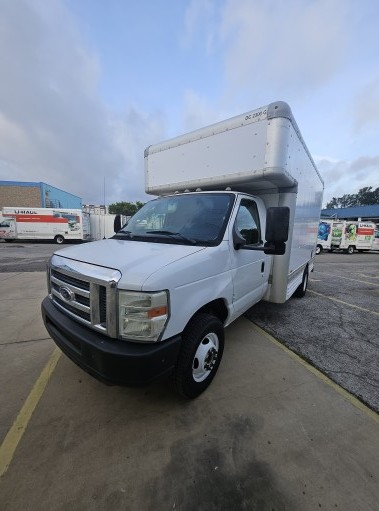 Used 2012 14 ' Box Truck for sale