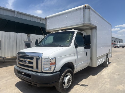 Used 2010 14 ' Box Truck for sale