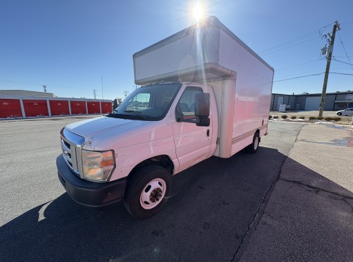 Used 2008 14 ' Box Truck for sale