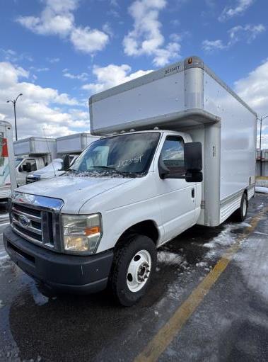 Used 2008 14 ' Box Truck for sale