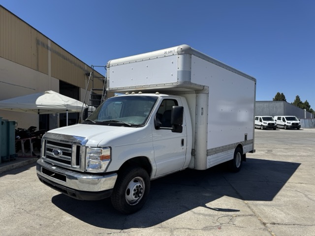 Used 2008 14 ' Box Truck for sale