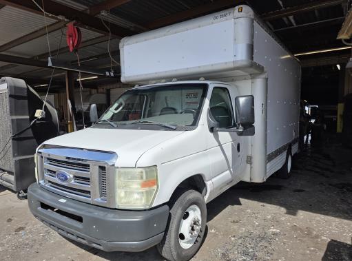 Used 2008 14 ' Box Truck for sale