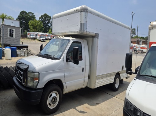Used 2012 14 ' Box Truck for sale