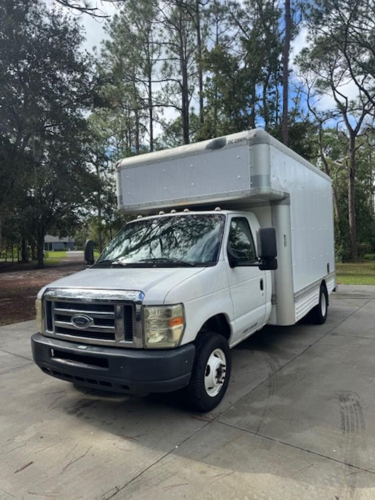 Used 2010 14 ' Box Truck for sale