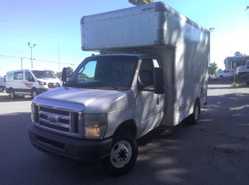 Used 2008 14 ' Box Truck for sale