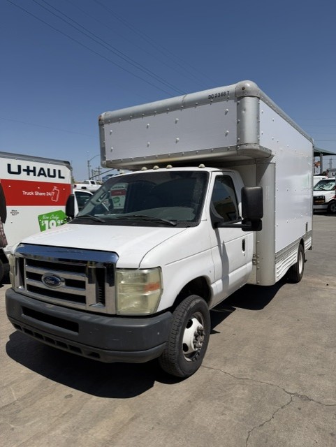 Used 2008 14 ' Box Truck for sale