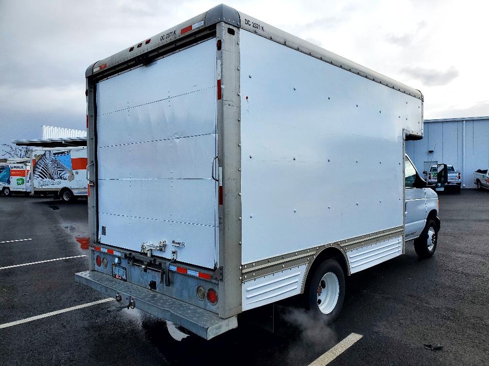 2007 14' Box Truck for Sale in La Habra, CA 90631 UHaul Truck Sales