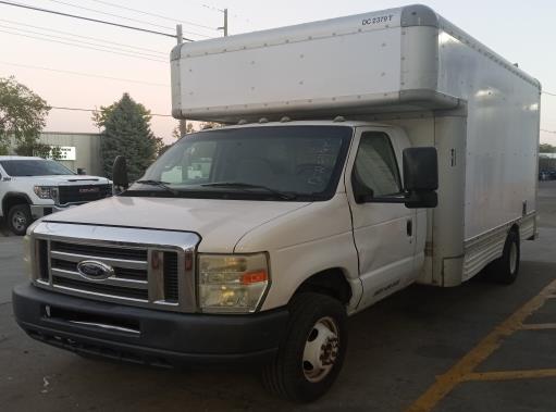 Used 2008 14 ' Box Truck for sale