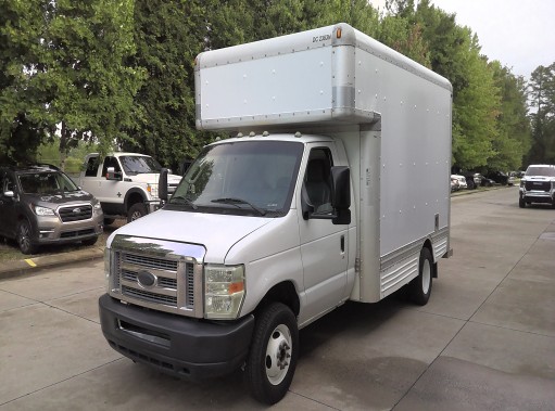 Used 2010 14 ' Box Truck for sale
