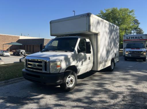 Used 2010 14 ' Box Truck for sale