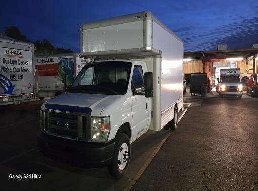 Used 2010 14 ' Box Truck for sale