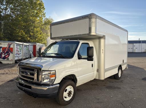 Used 2010 14 ' Box Truck for sale