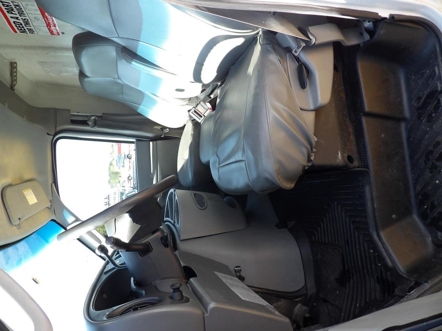 2008 14' Box Truck for Sale in Alcoa, TN 37701 UHaul Truck Sales