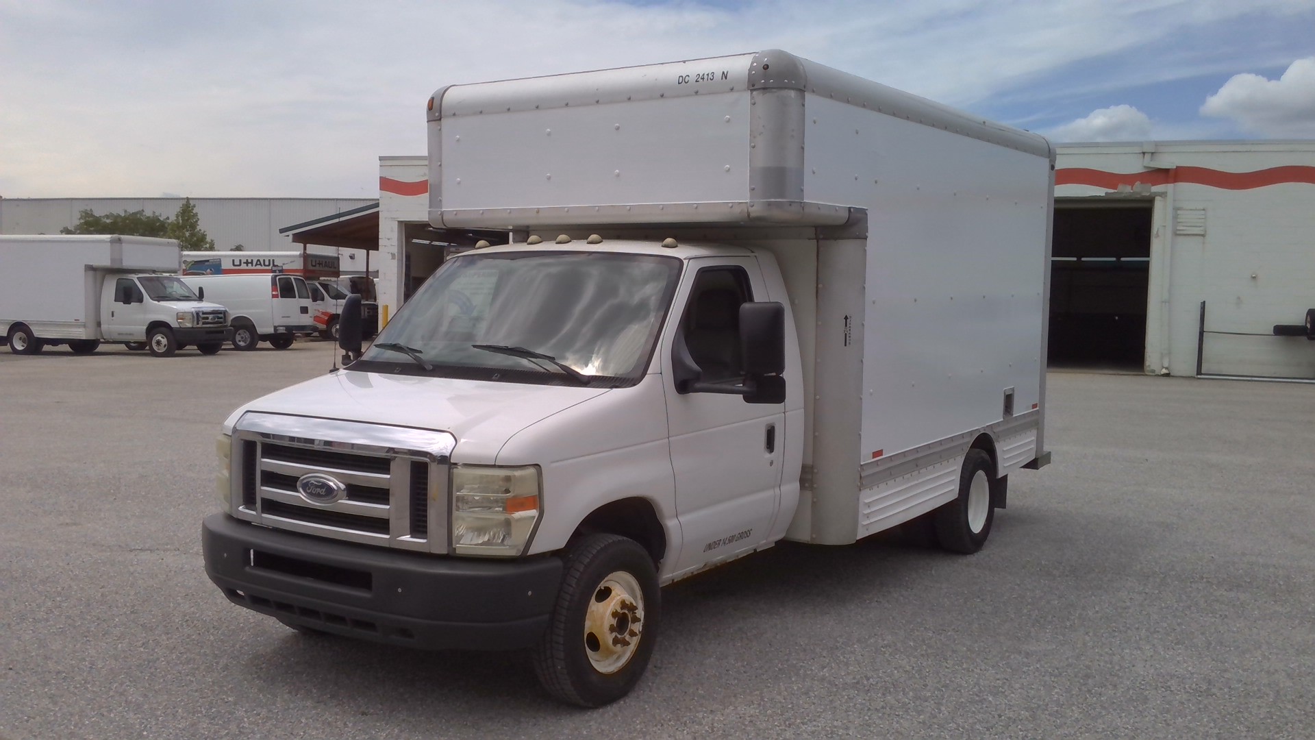 Used 2010 14 ' Box Truck for sale